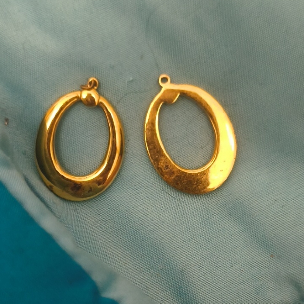 Polished Gold Oval Drop Earrings for Women